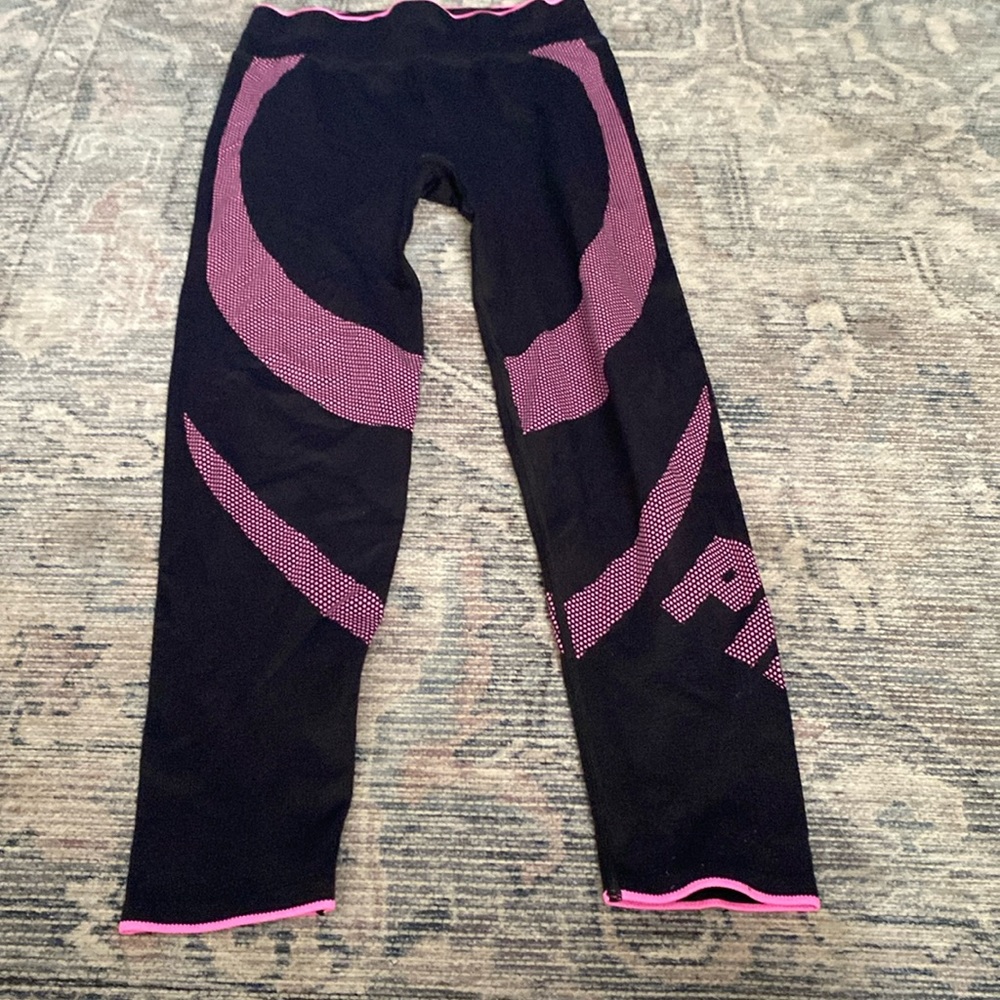 PINK black and pink seamless leggings